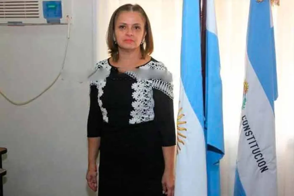 El presidente del STJ, doctor Luis Eduardo Rey Vázquez, tomó juramento a la doctora, Silvia Erika Benítez, y a la doctora, Erika Lidelma Villalba, designada secretaria provisoria en el Juzgado de Paz de Loreto