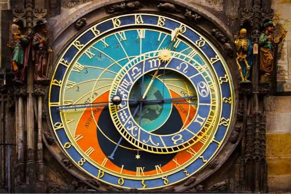 Se llama la Hipótesis del Tiempo Fantasma, y si bien para algunos es totalmente descabellada, para otros tiene ciertos argumentos científicos para prestarle atención.