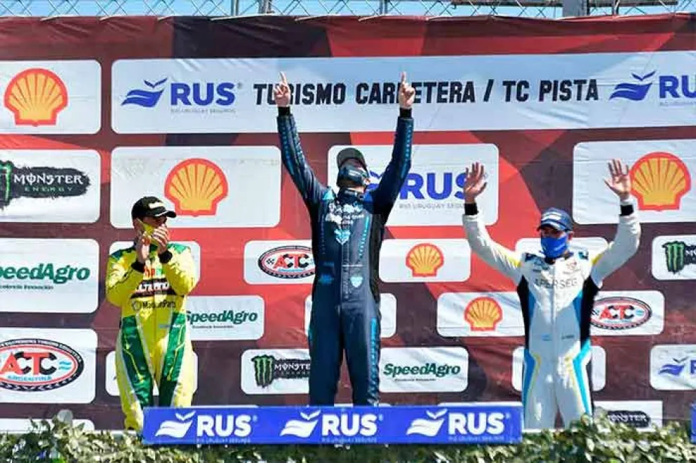 Agustín Canapino en el podio