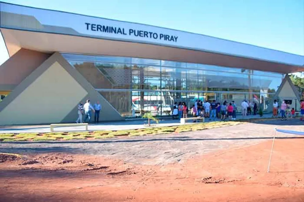 Moderna terminal de ómnibus en Puerto Piray