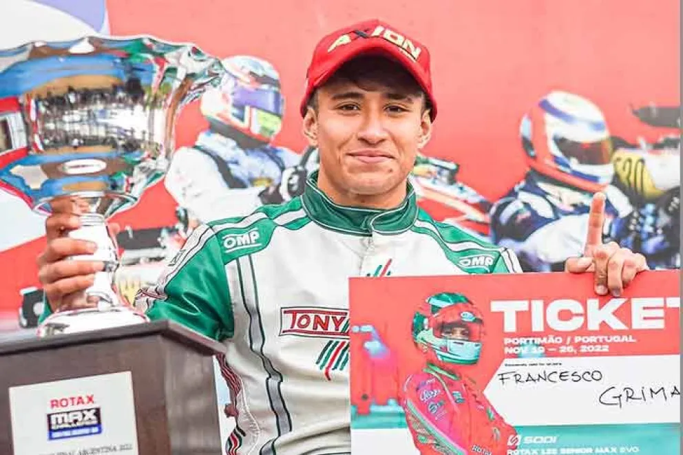 El posadeño fue parte de la Selección Argentina, que tomó parte de los dos últimos mundiales de Karting de la Rotax, en el 2021, en Abu Dabi en los Emiratos Árabes Unidos y, en el 2022, en Portimao, Portugal.