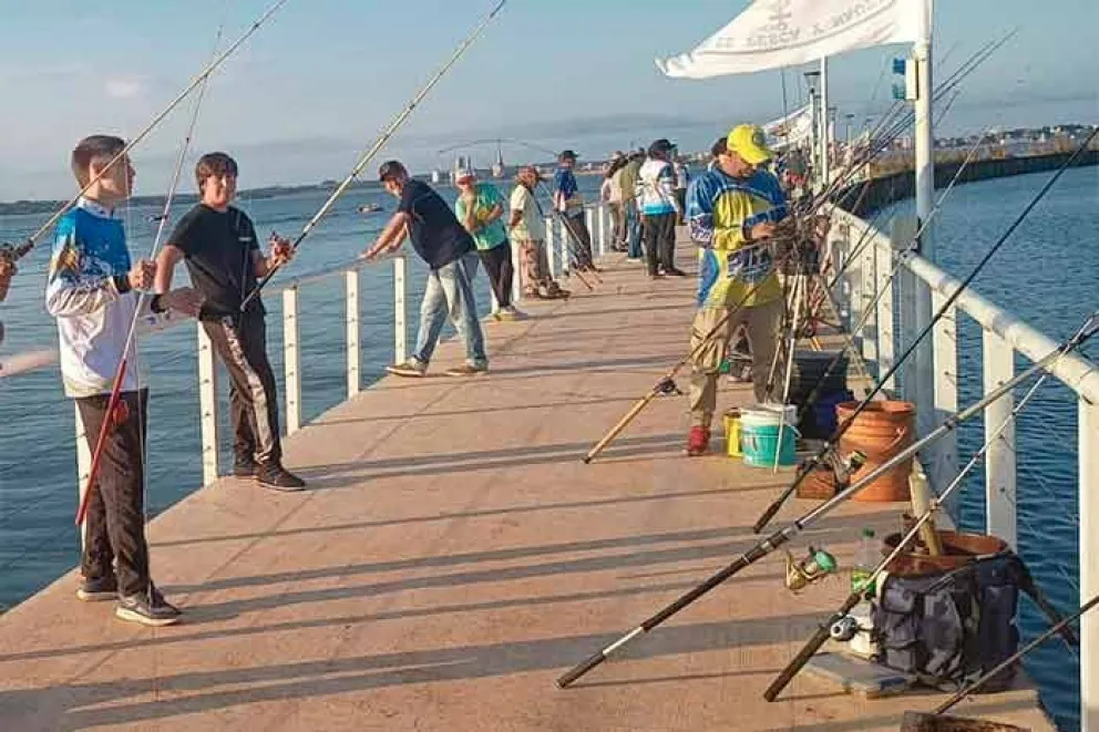 Convoca a pescadores de toda la provincia