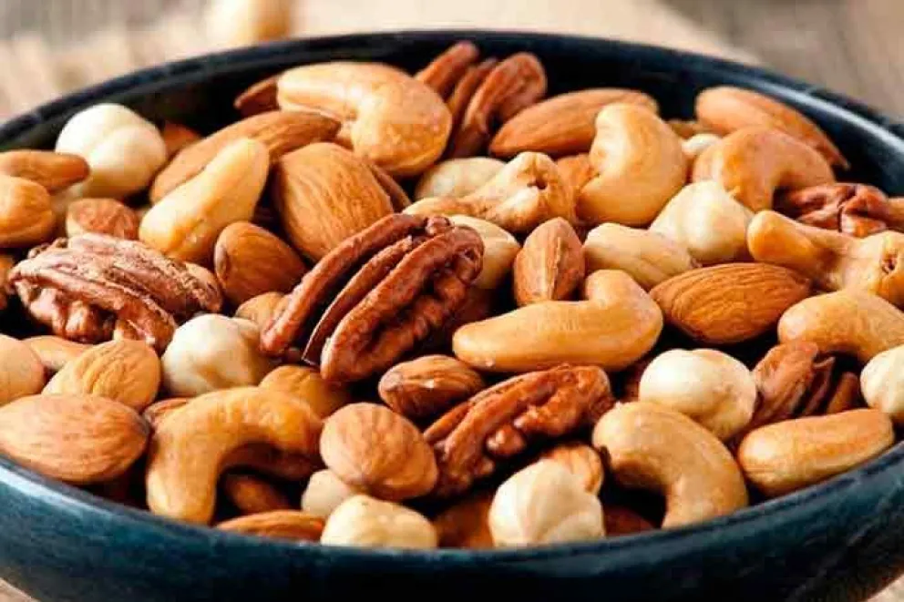 Cuál es el alimento conocido como fruto seco pero que sorprendentemente no lo es