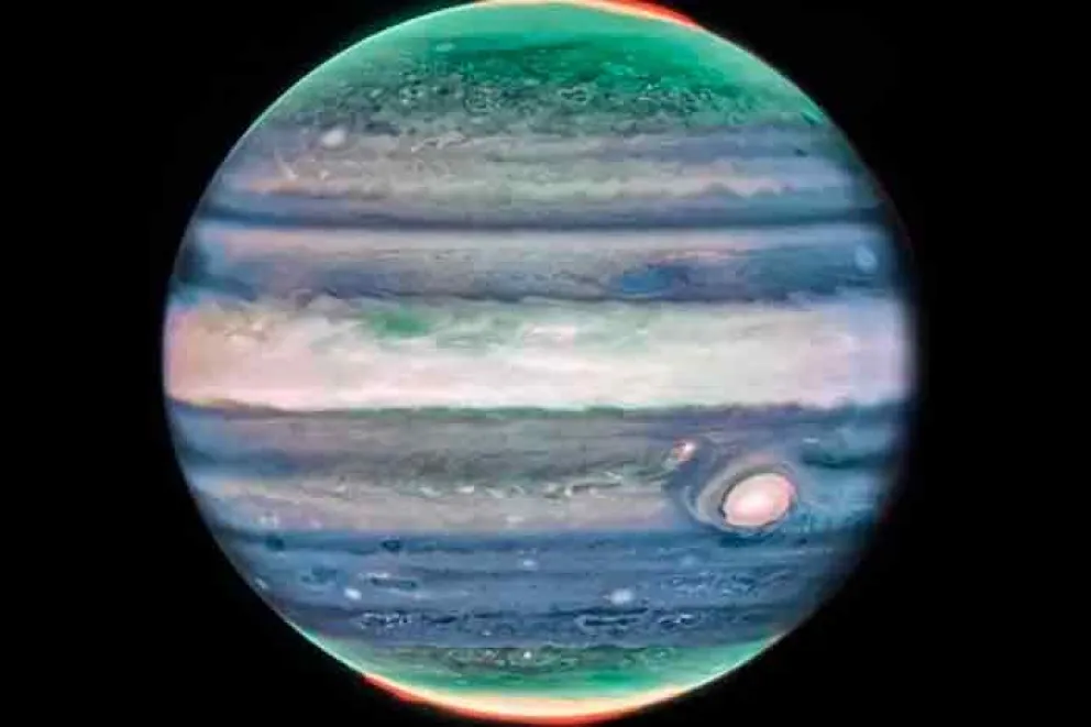 ¿Globo espacial? Descubrieron un planeta gigante pero tan ligero como el algodón de azúcar