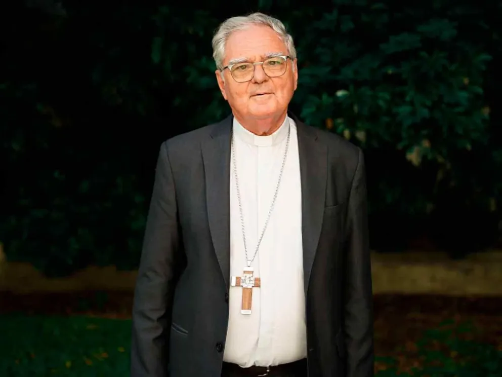 Monseñor Oscar Ojea