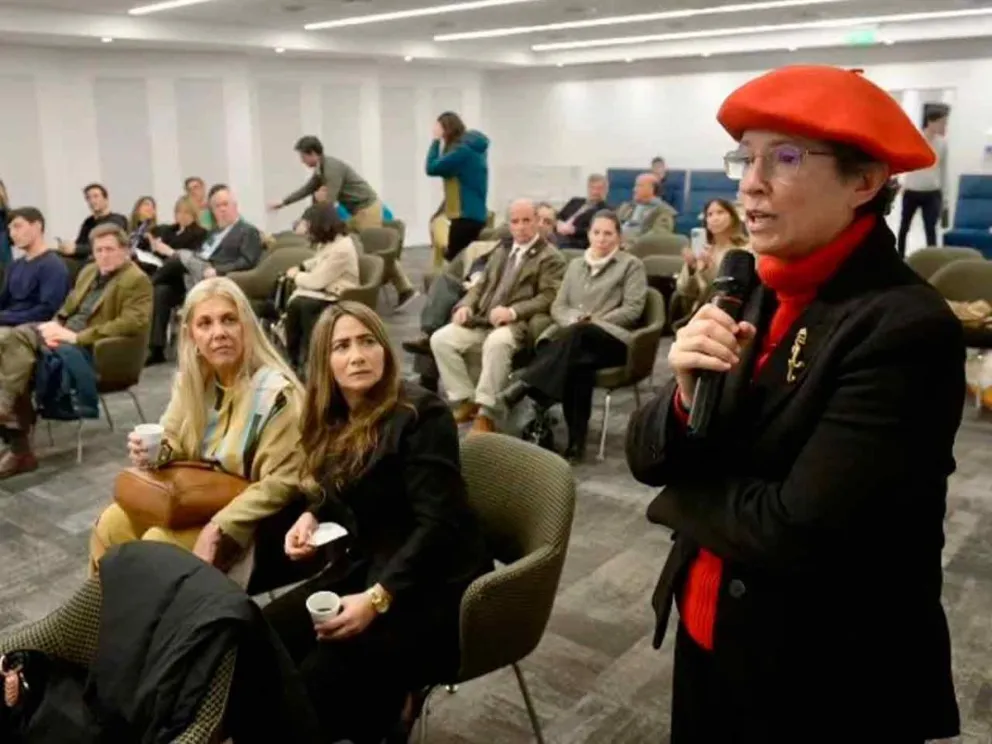 Rojas Decut durante el evento