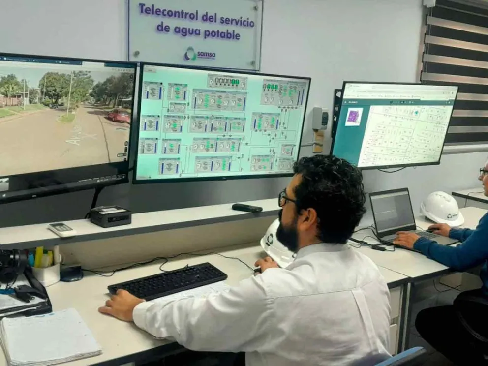 Brinda agua potable a la población, garantizada con más de 63.000 análisis de laboratorio por año