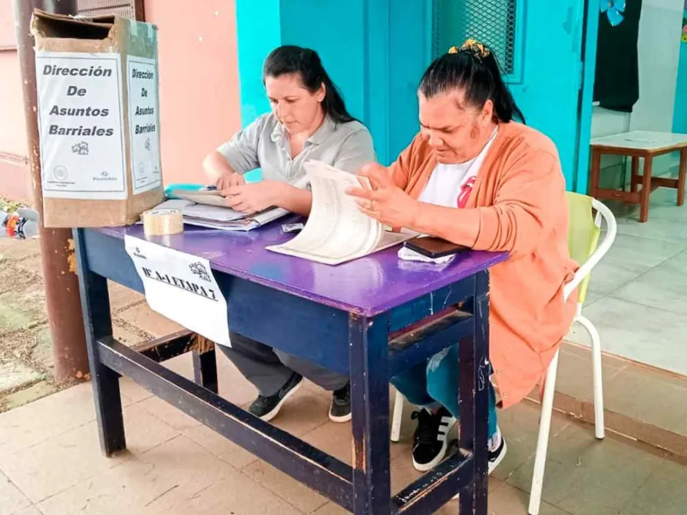 Definen autoridades de comisiones vecinales