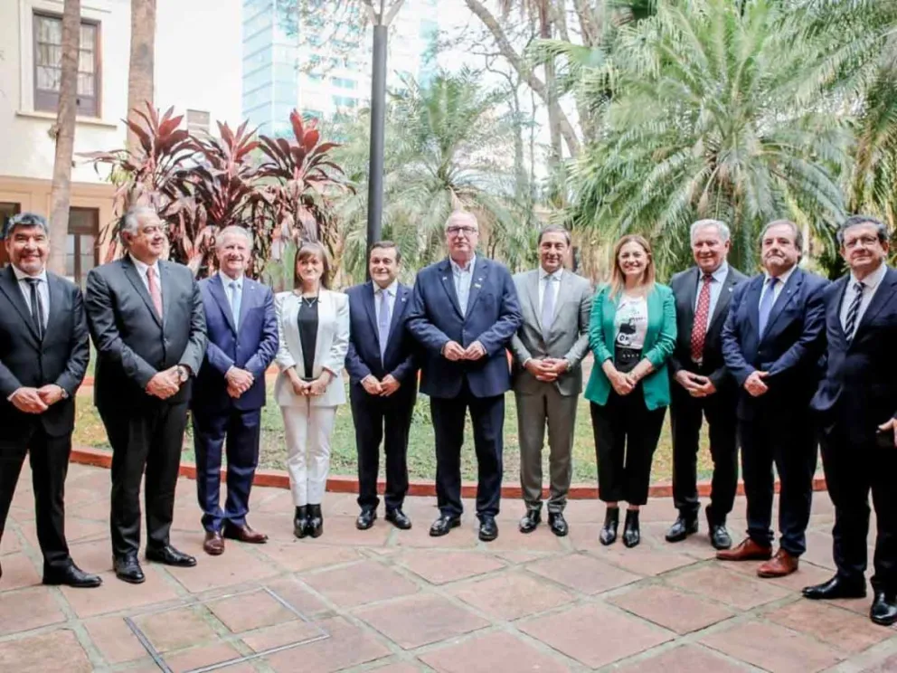 Importante encuentro de autoridades de las provincias del NEA y NOA 