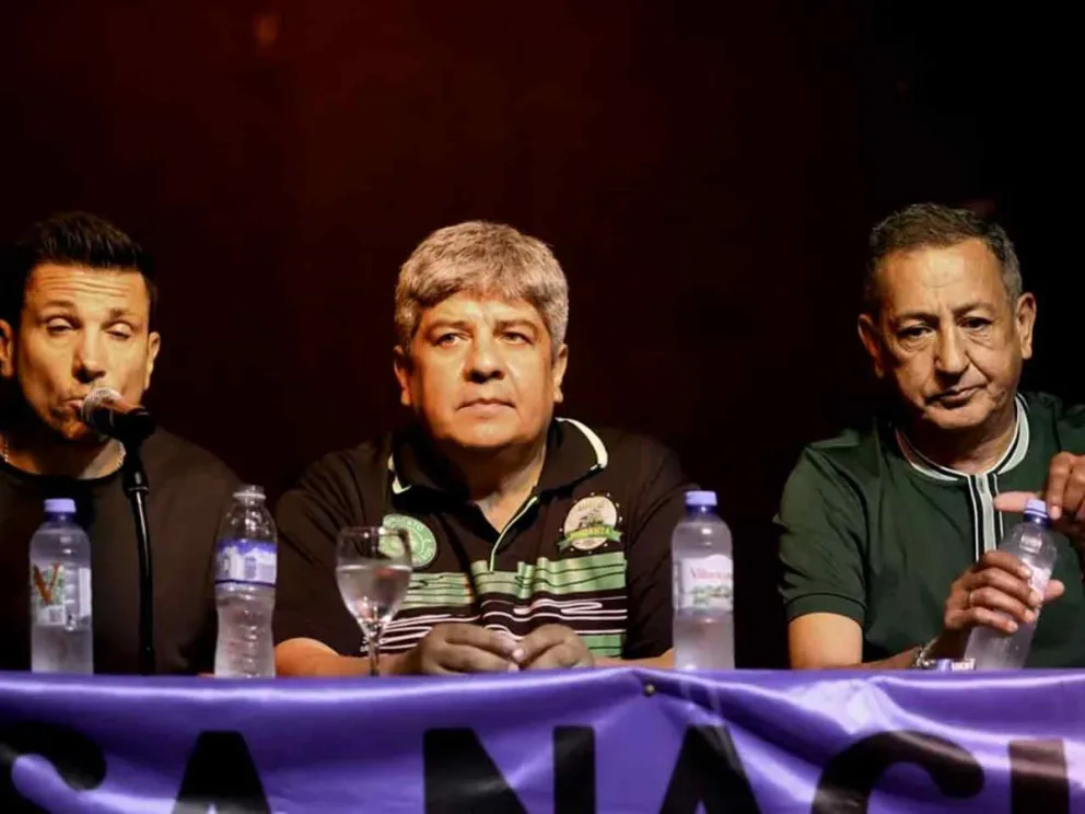 Autoridades sindicales en la conferencia de prensa