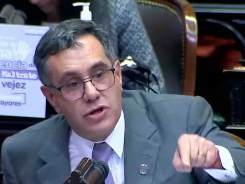 Alejandro Finocchiaro