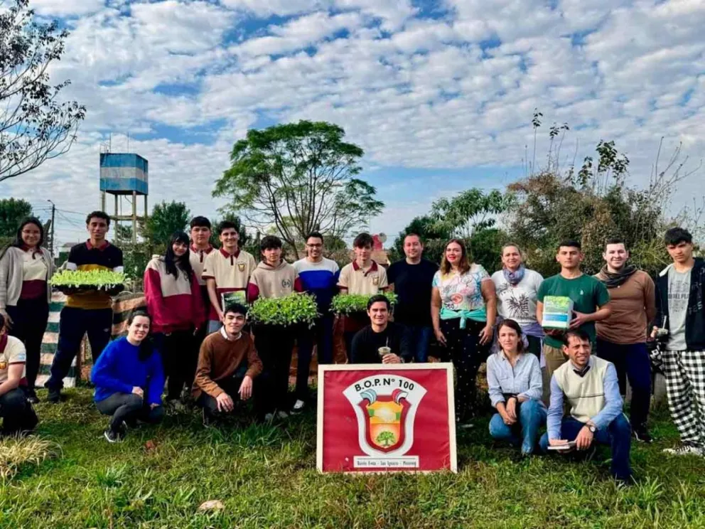 Varias instituciones fueron premiadas con insumos