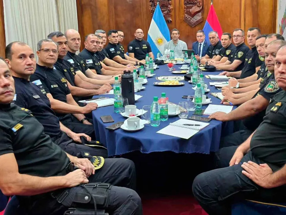 Patrullajes y puntos de control en los 78 municipios 