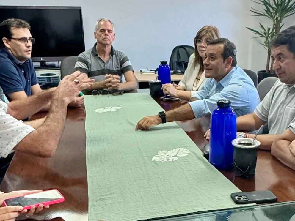 Buscan formar una “mesa de transacción yerbatera”