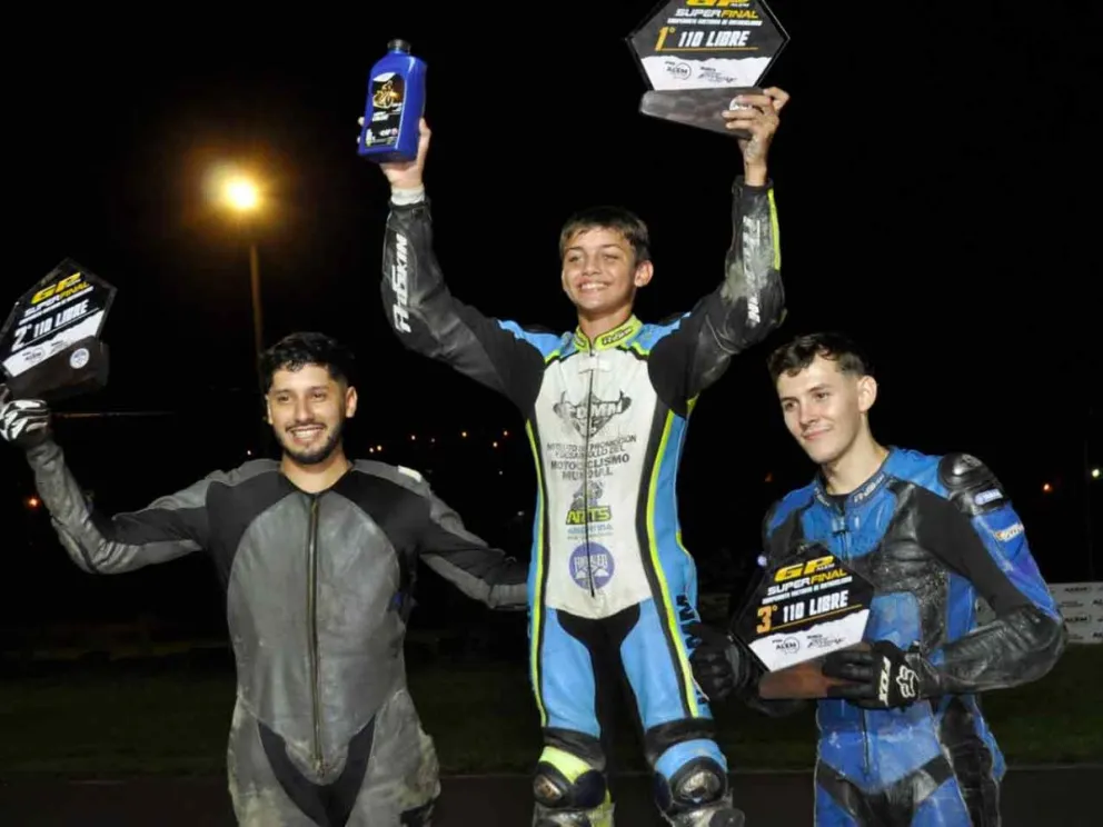 Ganadores en el podio