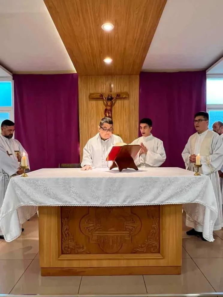 Fue ordenado sacerdote el 31 de marzo del año 2000