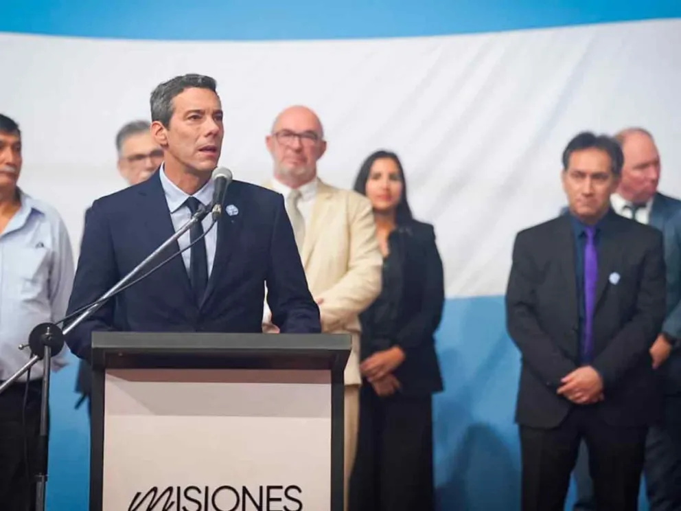 El Ministro Pérez durante su discurso