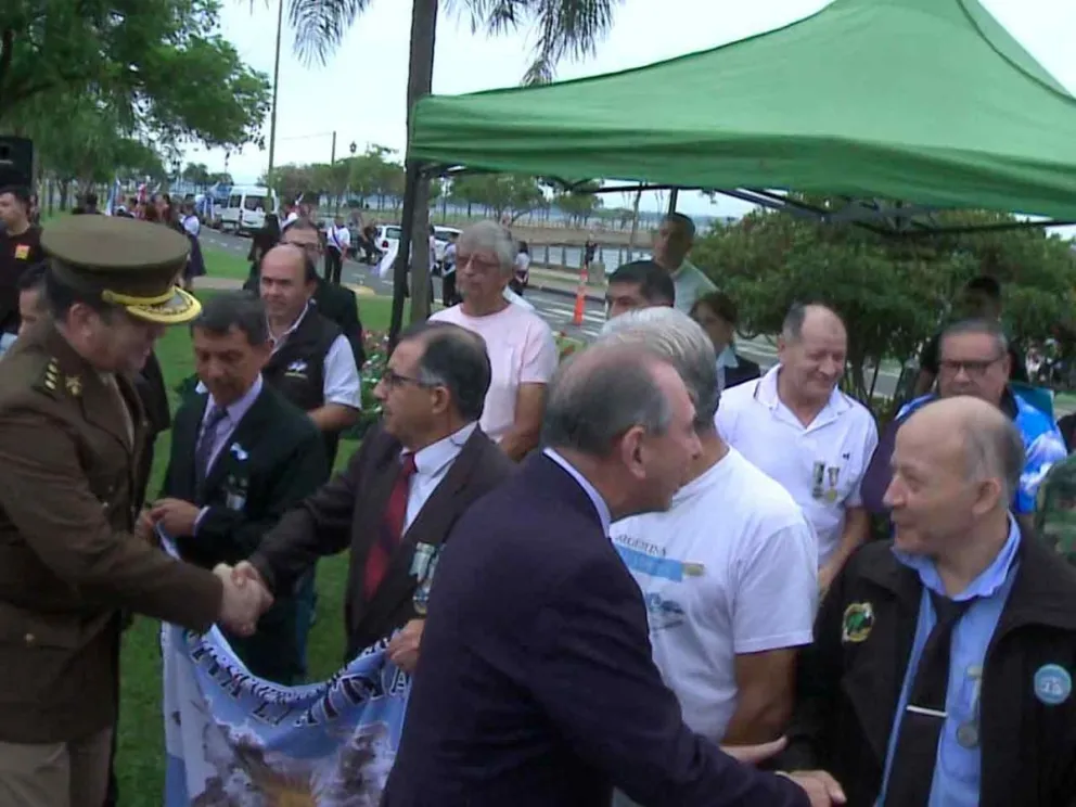 Autoridades durante la emotiva ceremonia