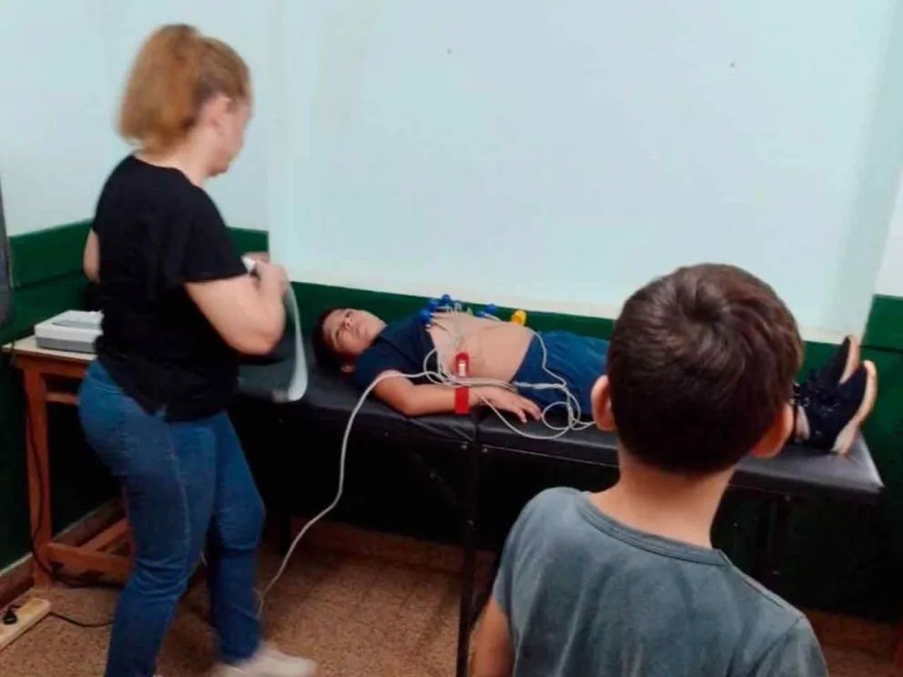 Completan estudios requeridos por las escuelas