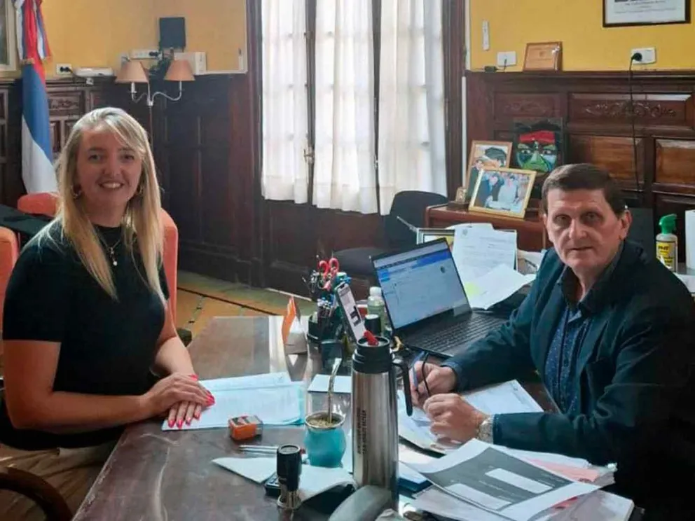 Claudia Acuña y Adolfo Safrán