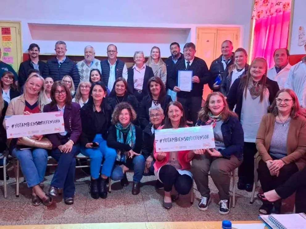 Funcionarios, supervisores, directores y municipales