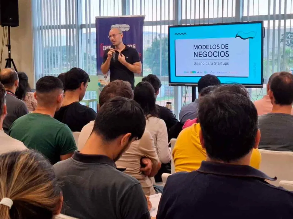 Acompaña a más de 150 emprendedores