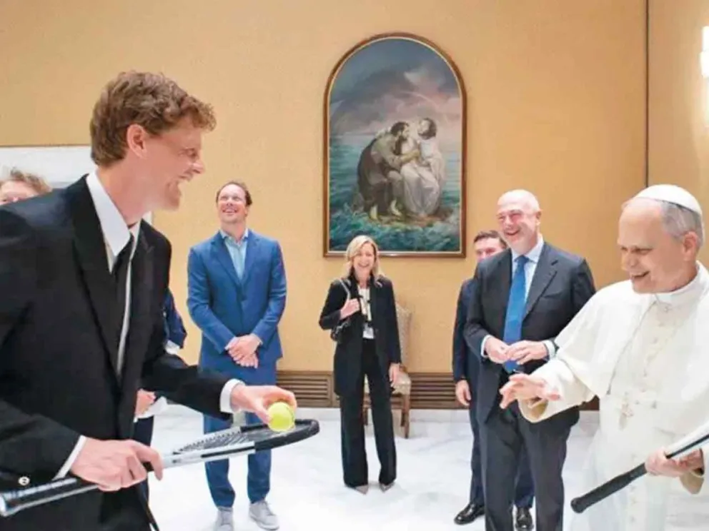 Jannik Sinner y el Papa León XIV