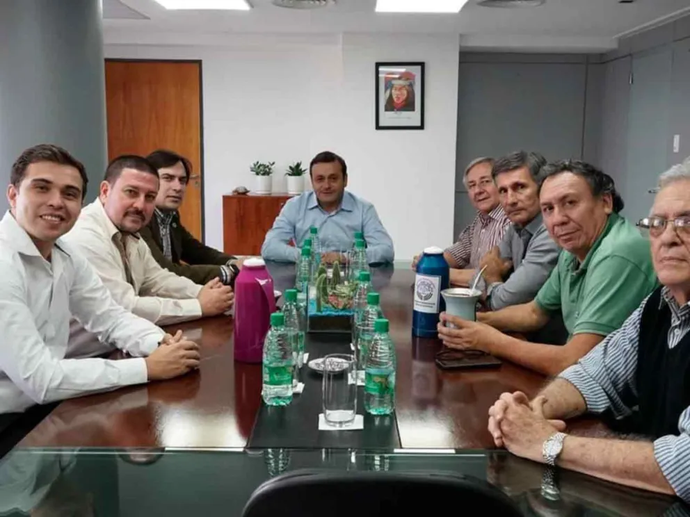   Oscar Herrera Ahuad, Lucas Magnano y autoridades 