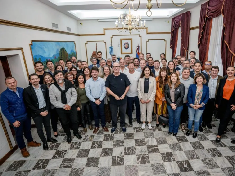 Encuentro del Gobernador con la totalidad de su gabinete