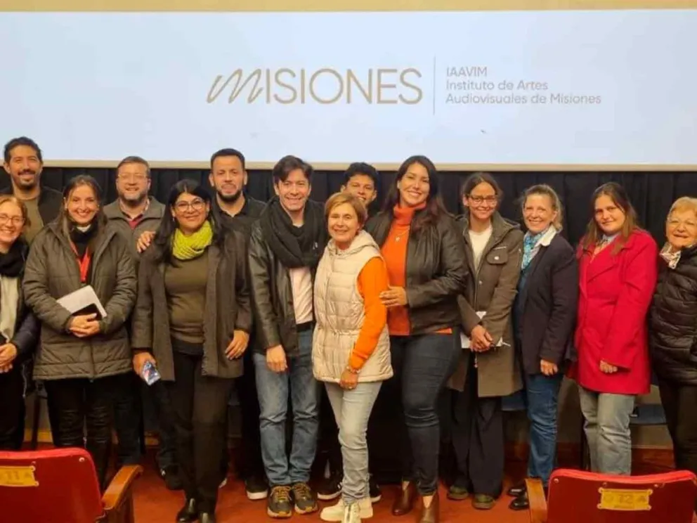 Participantes y talleristas en la jornada de formación audiovisual