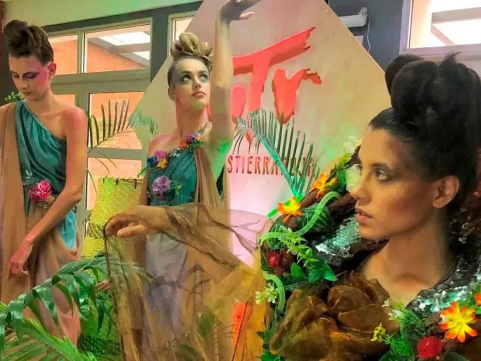 Sunset urbano y desfile de modas