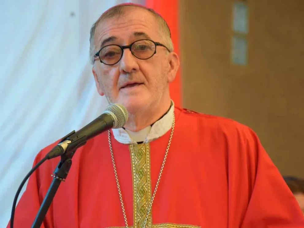   Monseñor Juan Rubén Martínez 