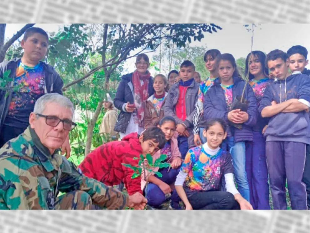 Como cierre, plantaron árboles nativos