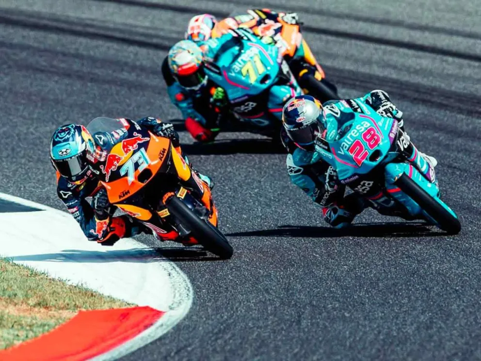 El Coyote buscó la victoria desde el último puesto