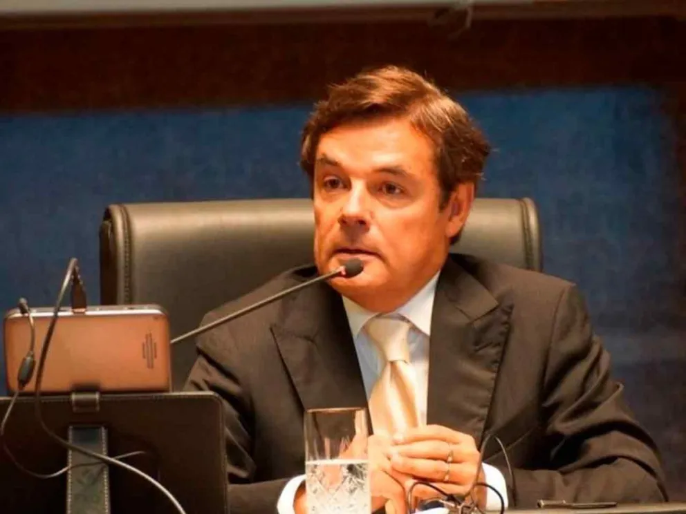 Carlos Eduardo Rovira 