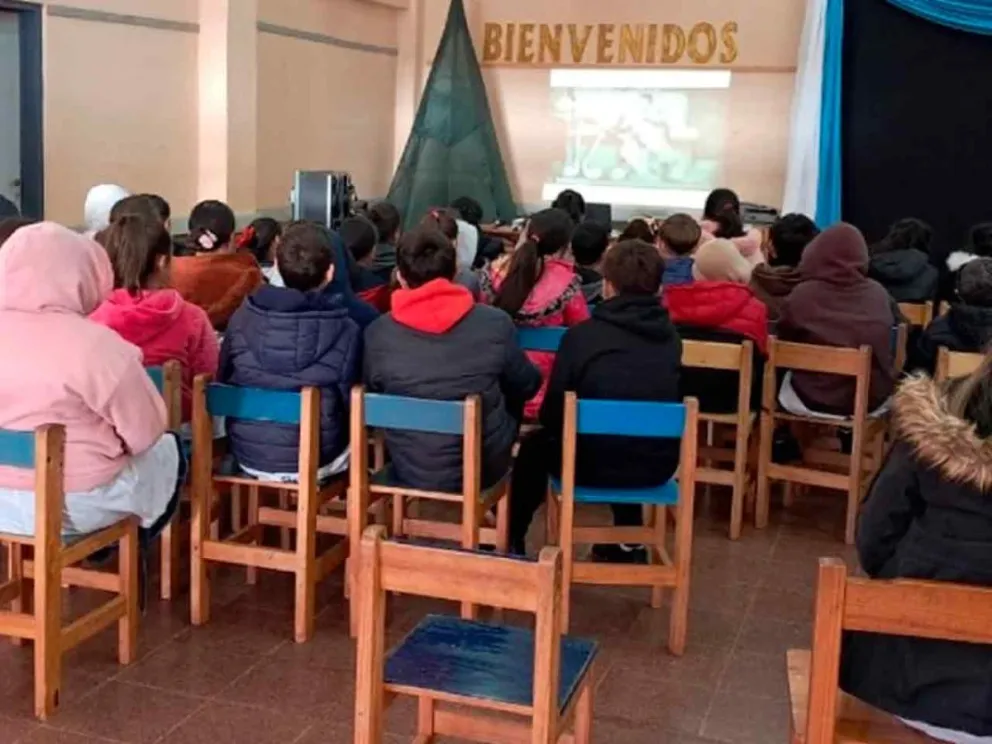 Charla educativa sobre adicciones