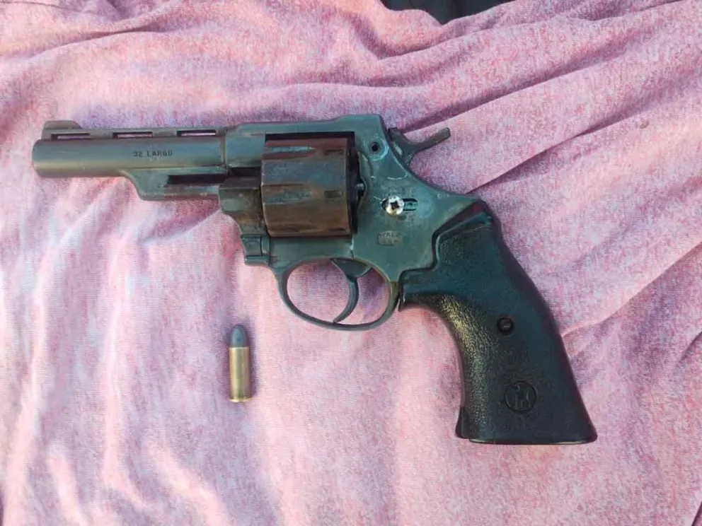 Revólver incautado