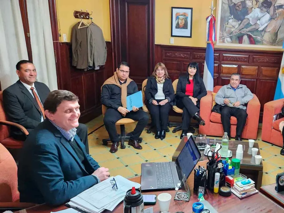 Reunión de autoridades de UPCN con Adolfo Safrán