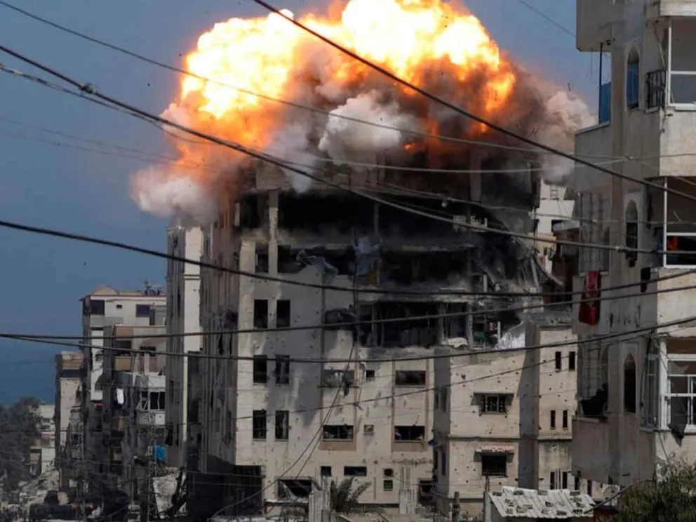Un misil cayó sobre un edificio