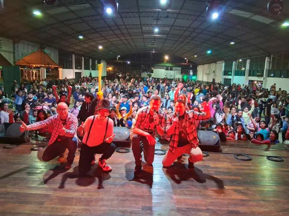 Llevó alegría a grandes y chicos