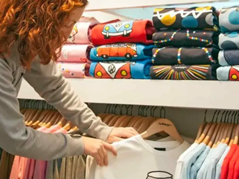 Por la competencia de productos importados