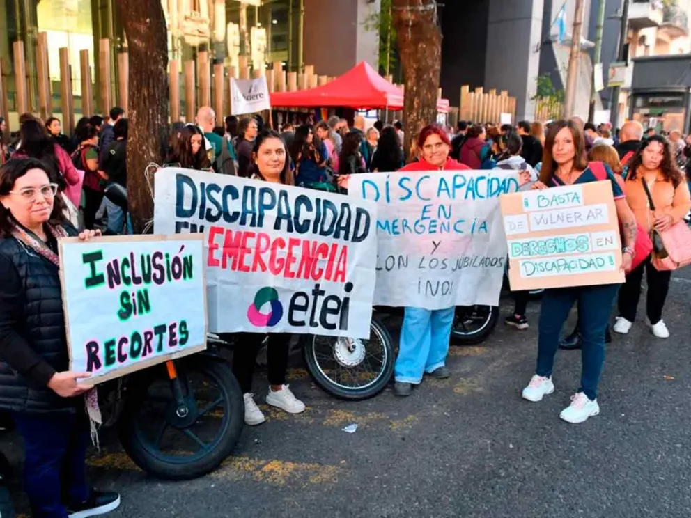 Se concentrarán a las 11:30 frente al Congreso