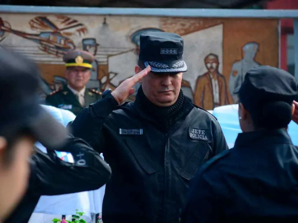 El jefe de la Policia de Misiones saludó a los egresados 