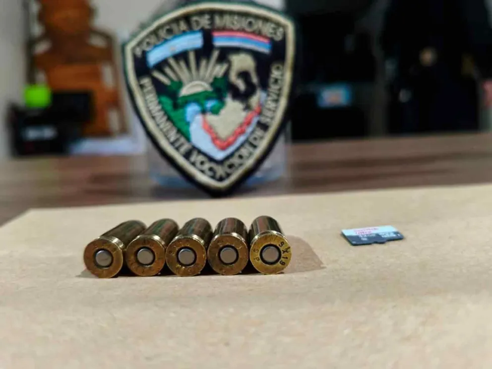 Incautaron 5 cartuchos calibre 9x19mm