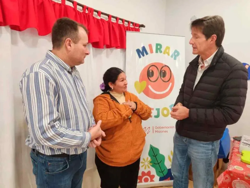 Rojas Decut dialogó con beneficiarios