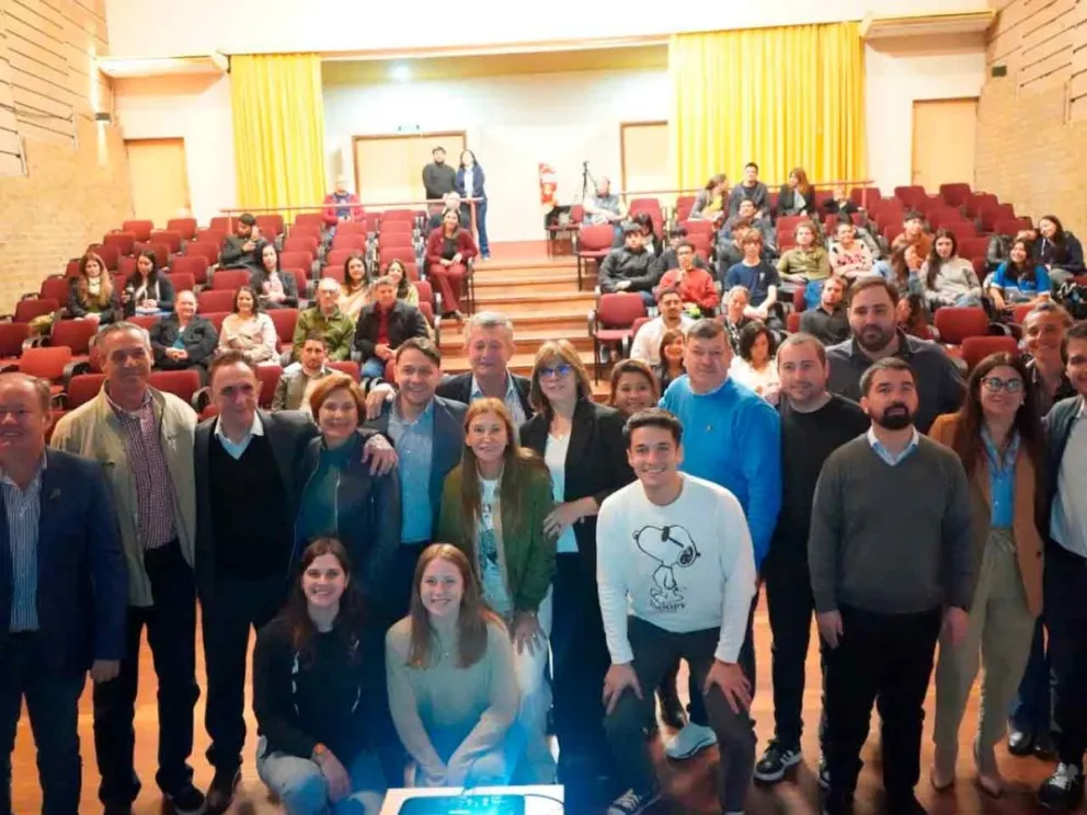 Sebelly, legisladores y cooperativistas