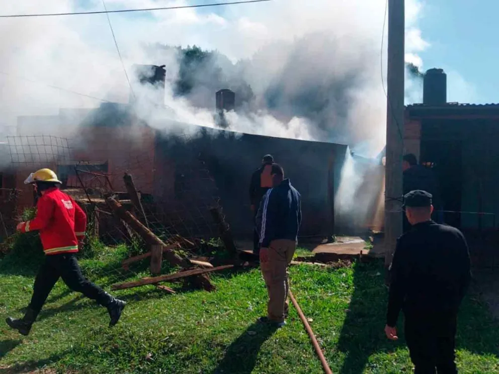 Los bomberos sofocaron las llamas