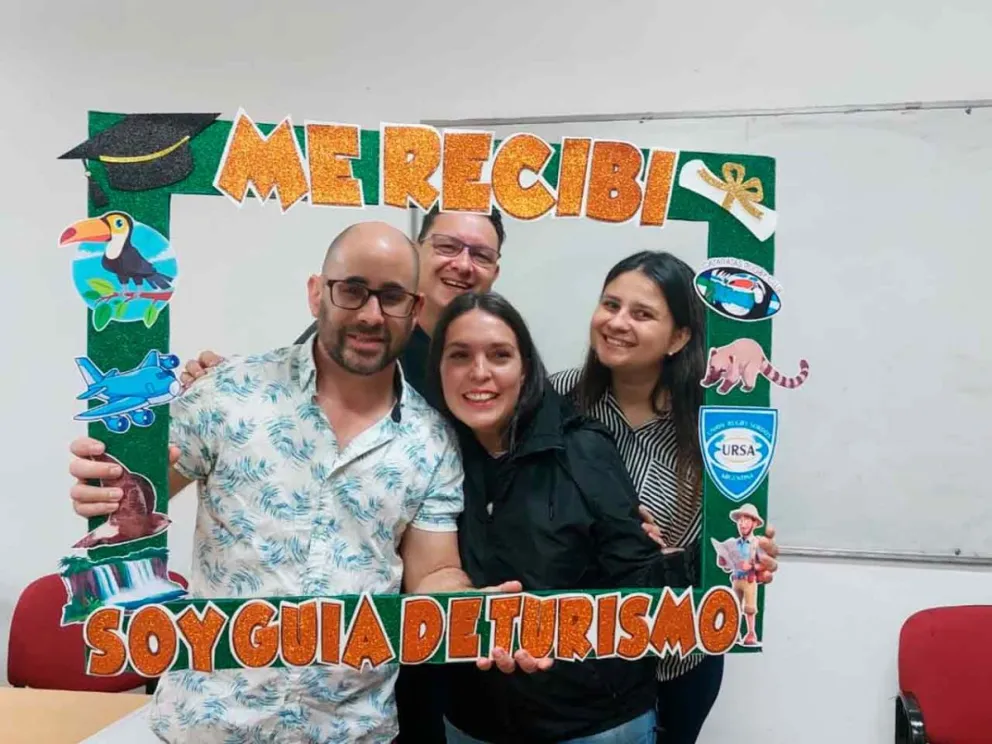 Guillermo Levine celebrando su título