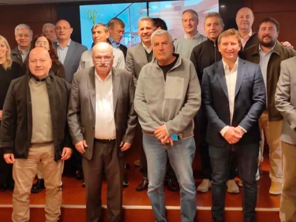 Sebastián Macias participó en la Reunión Extraordinaria