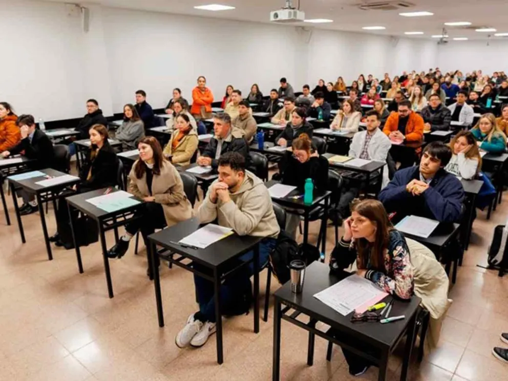 El examen escrito será el 27/8